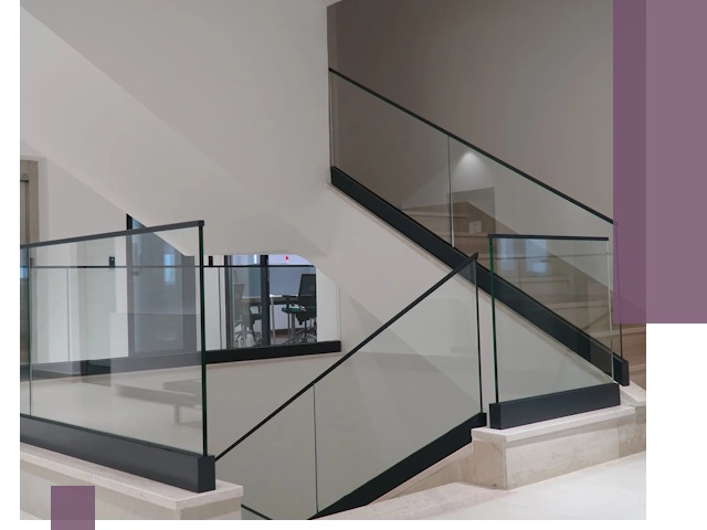 Стеклянные перила премиум-класса с установкой в Бузулуке